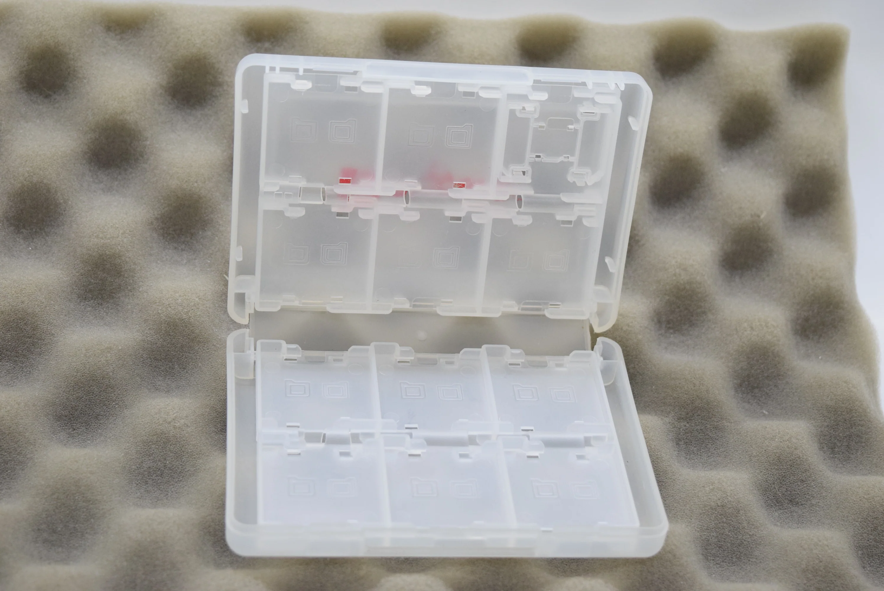 22 in 1 Game Card Case Holder Cartridge Box For Nintendo DS - Image 3