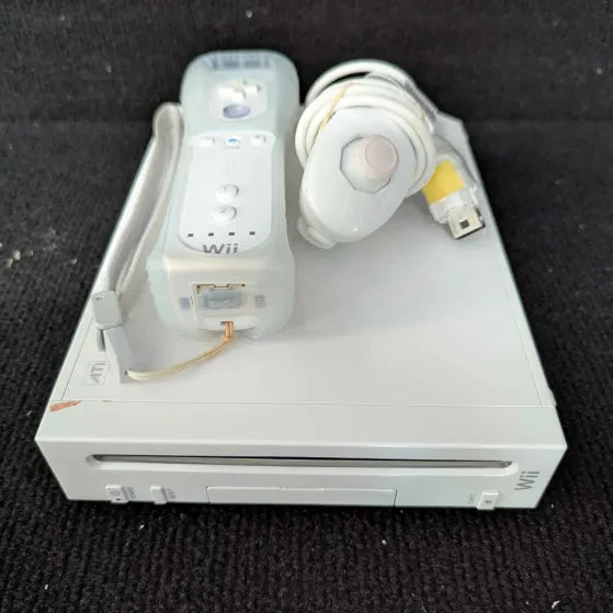 Nintendo Wii Bundle Console: White - (Tested & Ready To Play) - Image 5