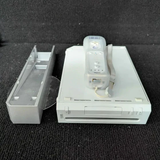 Nintendo Wii Bundle Console: White - (Tested & Ready To Play) - Image 4