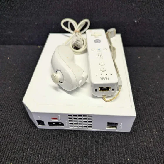 Nintendo Wii Bundle Console: White - (Tested & Ready To Play) - Image 4